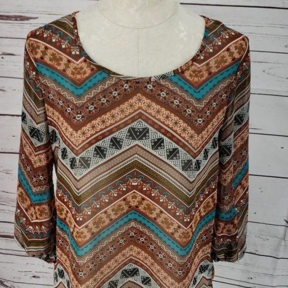 PinkĀ OwlāMulti Color ZigāZag medium boho Blouseā - Picture 5 of 7